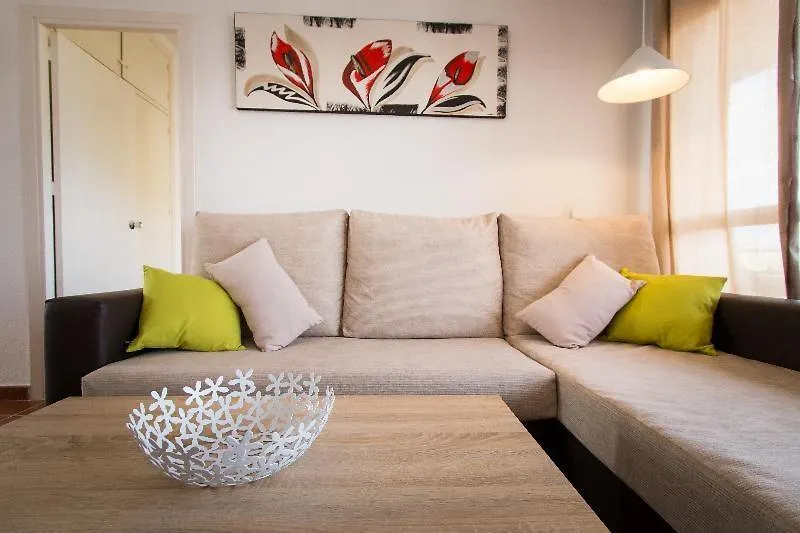 Apartment Holidays2Torremolinos Apartamento De 3 Dormitorios Con Terraza Y Piscina Comunitaria Spain