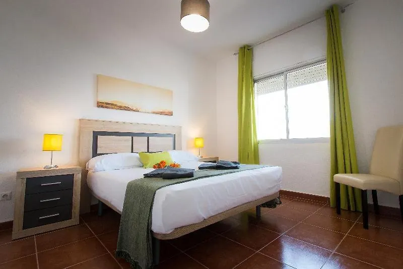 Holidays2Torremolinos Apartamento De 3 Dormitorios Con Terraza Y Piscina Comunitaria Spain