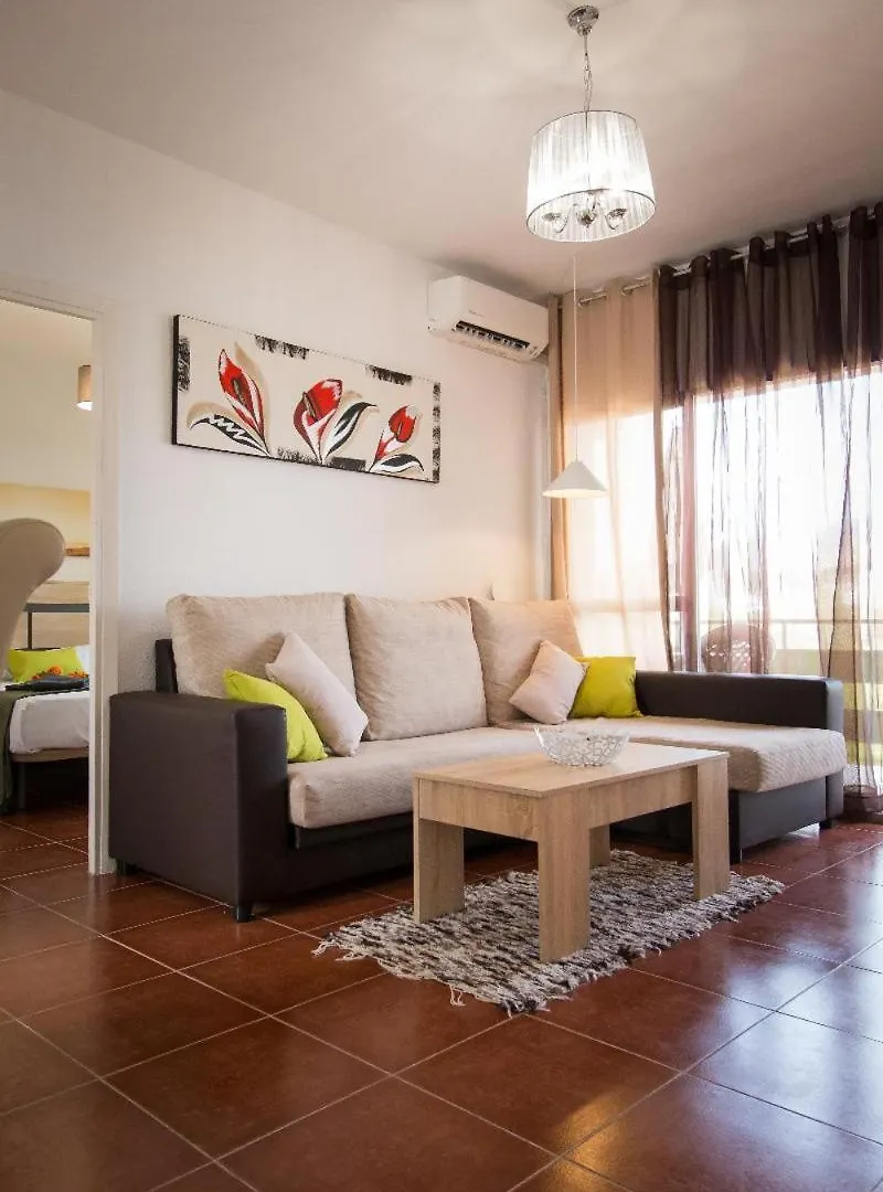 Holidays2Torremolinos Apartamento De 3 Dormitorios Con Terraza Y Piscina Comunitaria Torremolinos