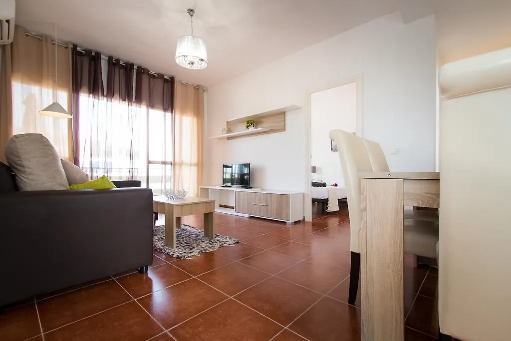 Holidays2Torremolinos Apartamento De 3 Dormitorios Con Terraza Y Piscina Comunitaria Torremolinos