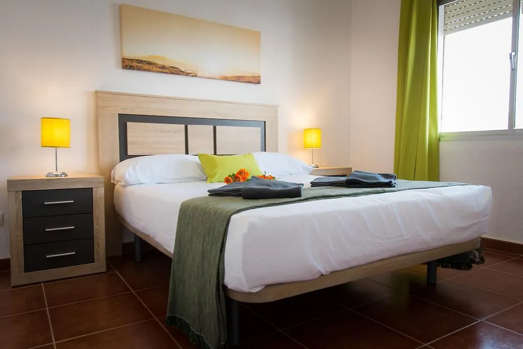 Appartamento Holidays2Torremolinos Apartamento De 3 Dormitorios Con Terraza Y Piscina Comunitaria